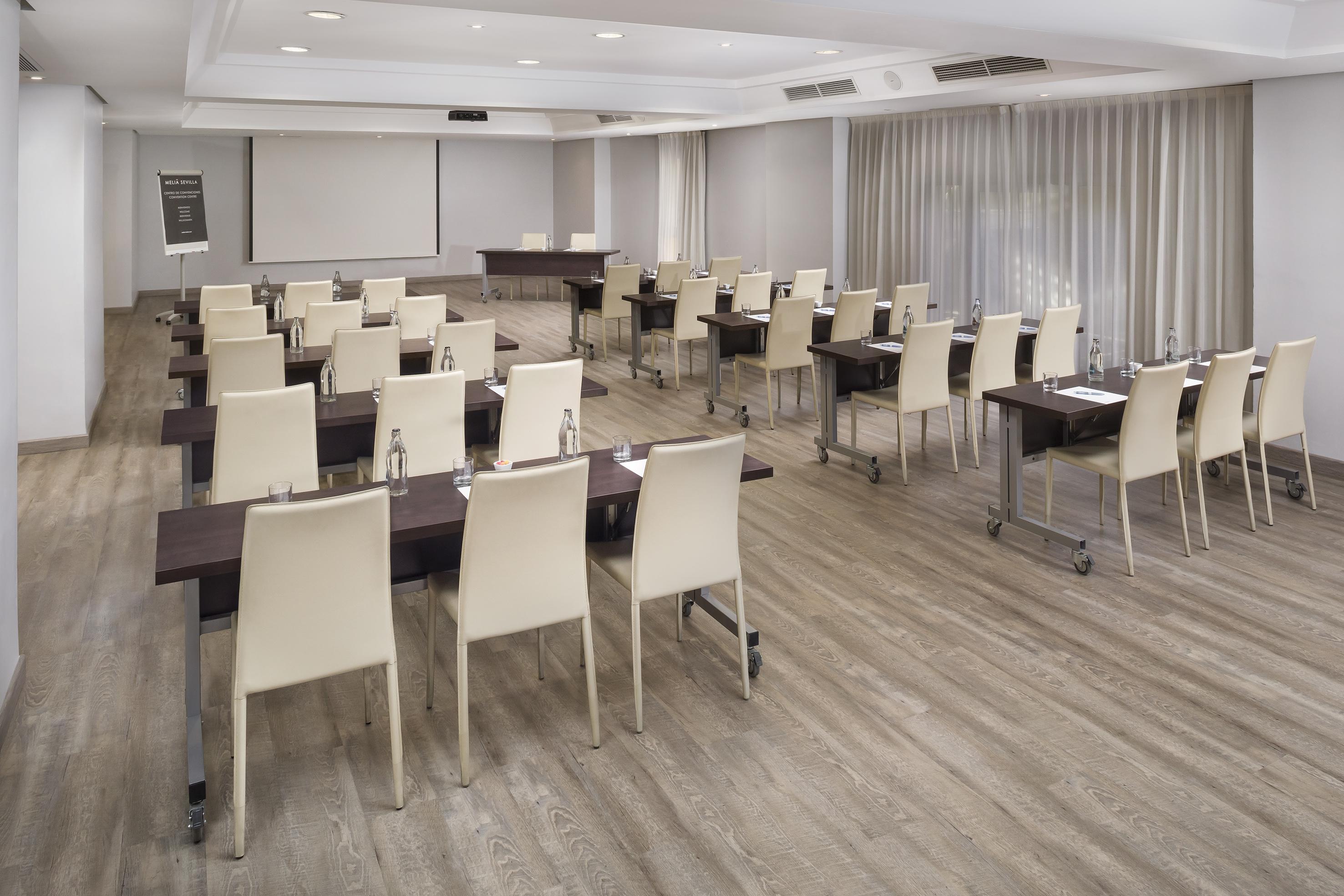 The Level At Melia Sevilla Exterior photo